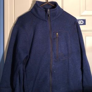 Men’s Avalanche size medium sweater